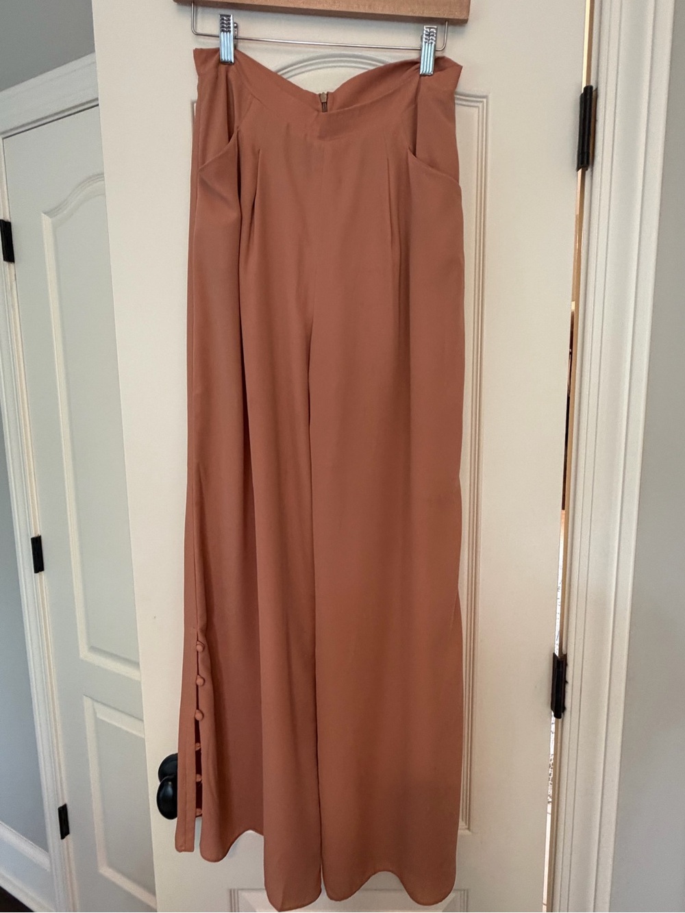 High-Waist Wide-Leg Pants in Rust